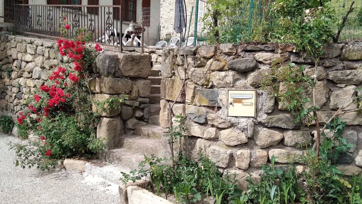 Saint-Haon Villa | Gîte sur la Vallée de L'allier
