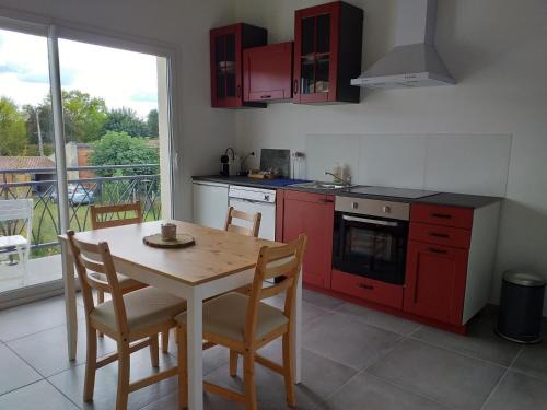 Saint-Laurent-de-Medoc Apartment | Gîte Terre