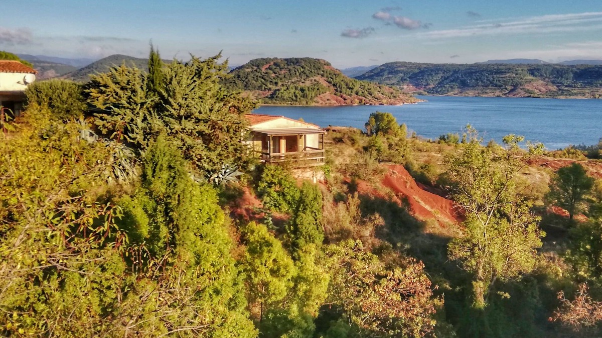 Liausson Apartment | Gîte "tilo" Dans Propriété Face au Lac du Salagou