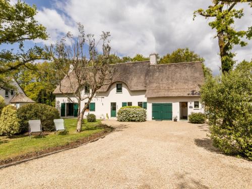 Saint-Lyphard House | Gîte typique au calme avec jardin paysagé proche Guérande et La Baule, wifi inclus - FR-1-306-937