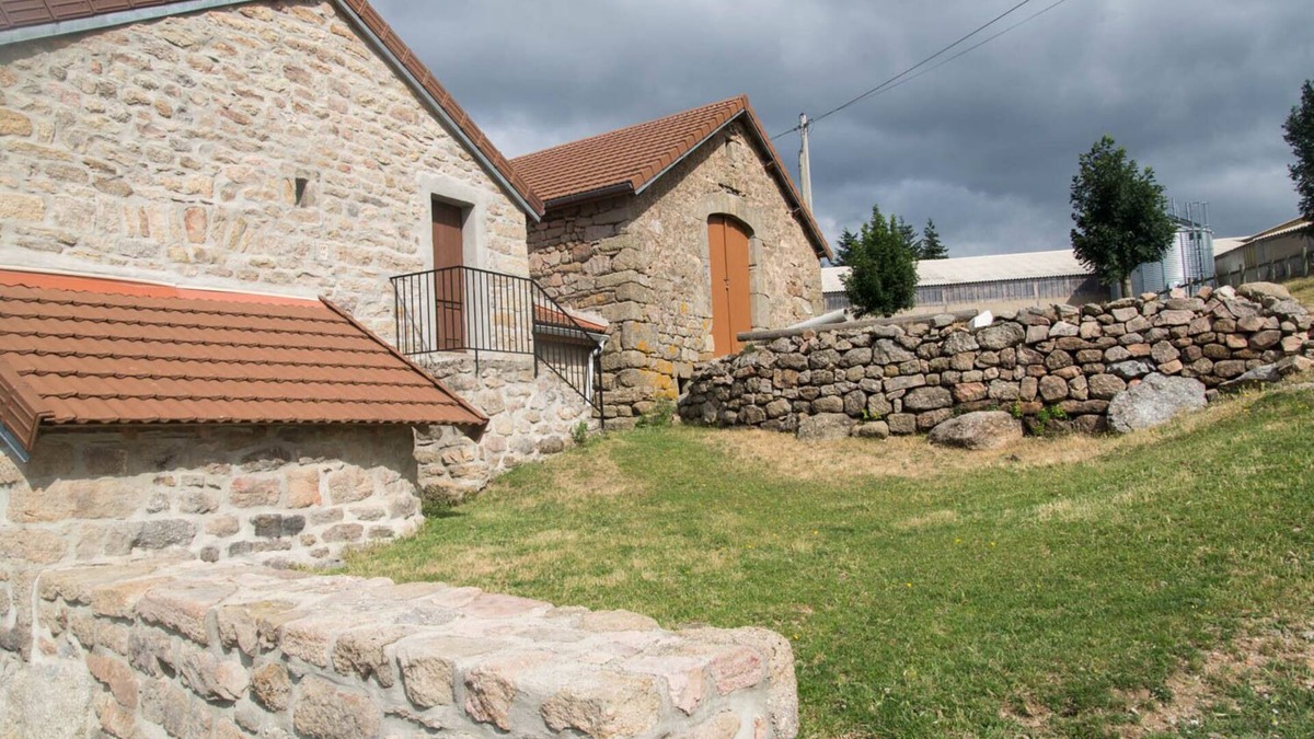 Pied-de-Borne House | Gîtes de France 3/5 people in La Bessière