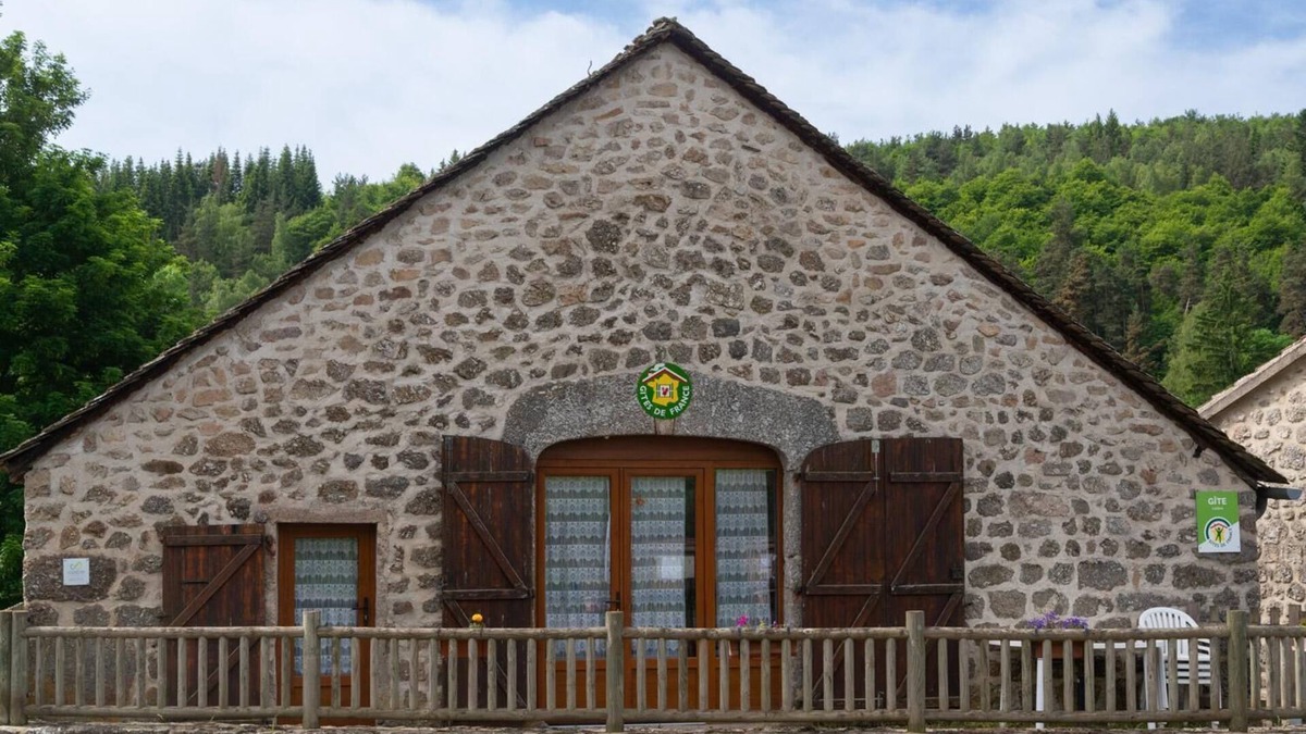 Villeneuve House | Gîtes de France 6 people in Pierrefiche