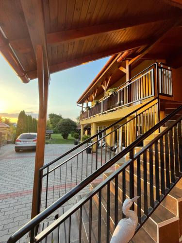 Egerszalok Bed & Breakfast | Gólyafészek Vendégház