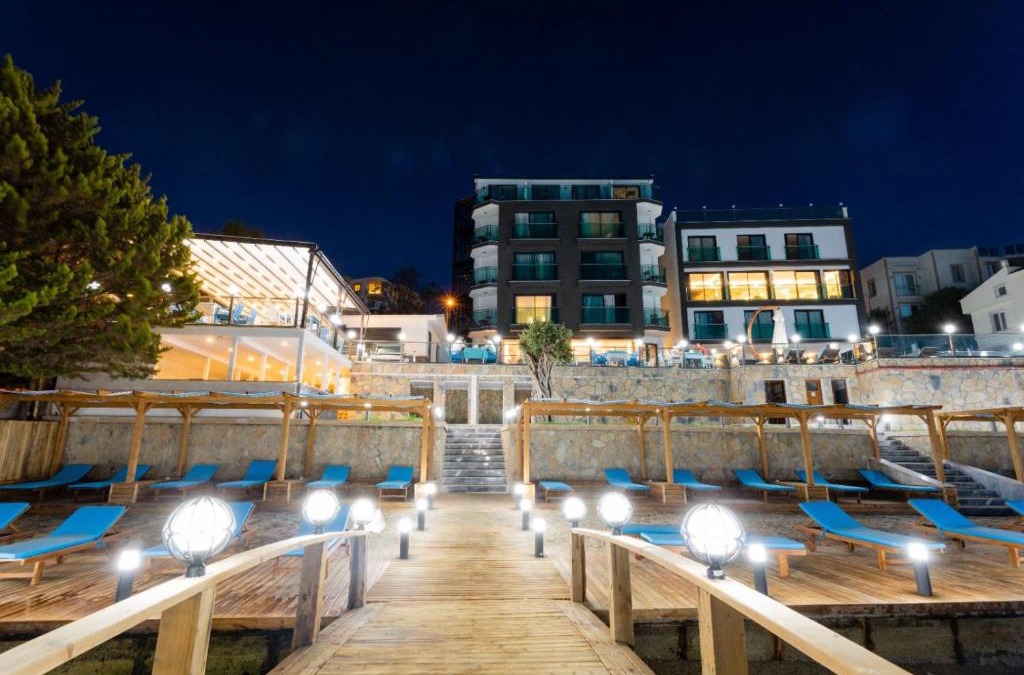 Gulluk Hotel | Güllük Yalı Boutique Otel