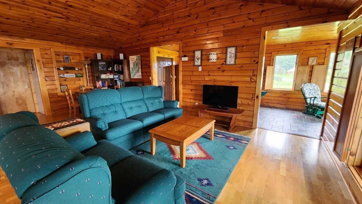 Hammondsport Cabin | G&T Cabin