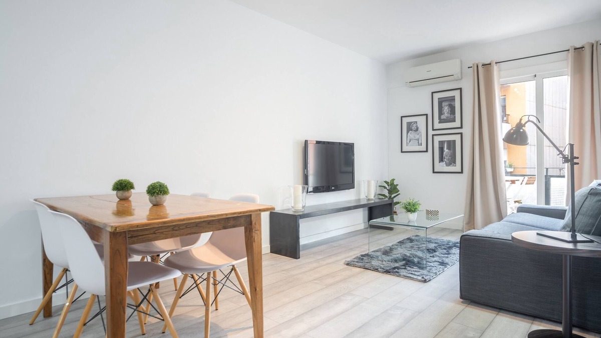 Les Corts Apartment | G43
