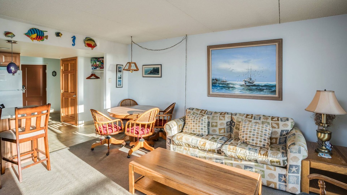 Gearhart Condo | G633 1 bedroom 2nd Floor PET FRIENDLY No Cleaning Fees