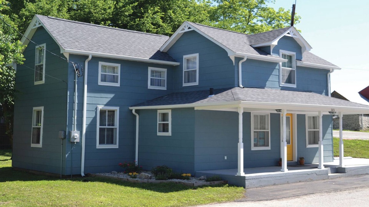 Ste Genevieve House | Gabouri Place ~ Completely Renovated Victorian in Ste. Genevieve's Historic Dist