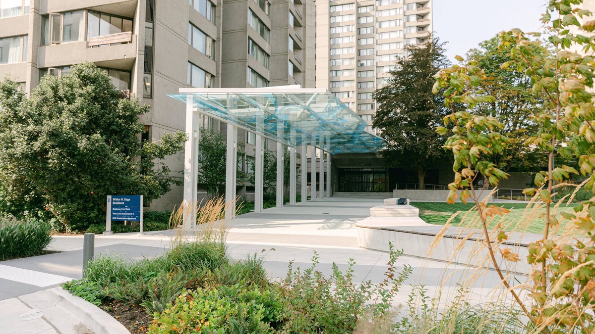 Vancouver Hotel | Gage Suites at UBC