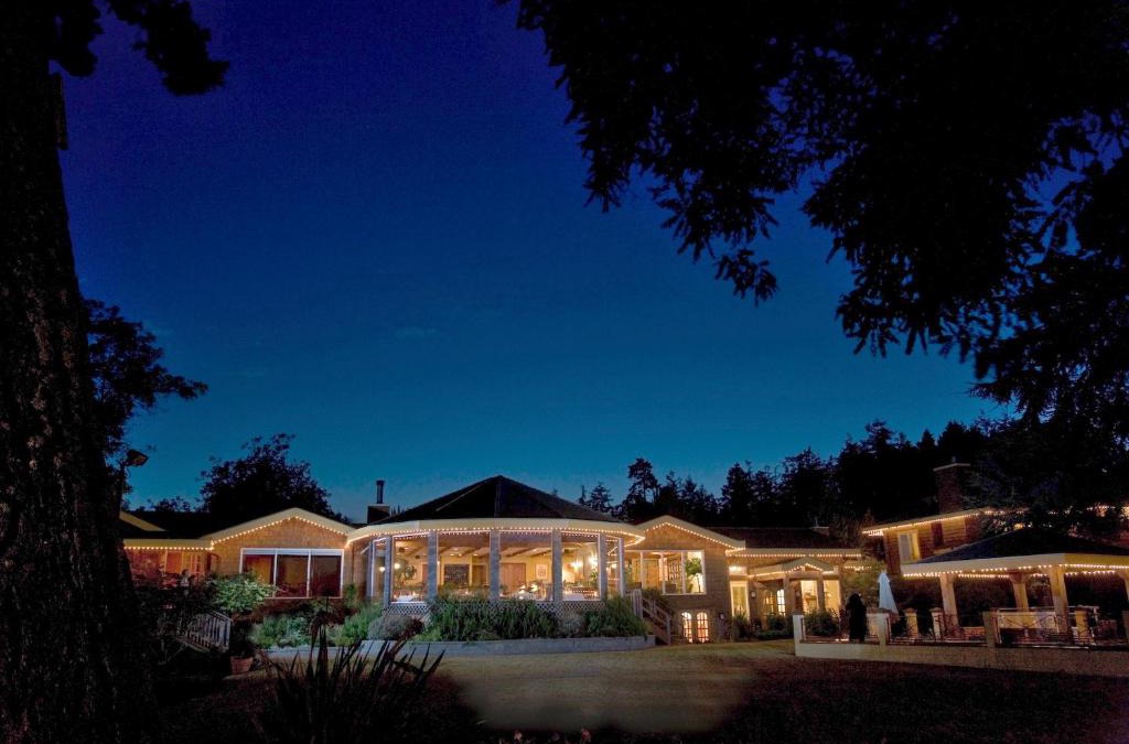Sturdies Bay Hotel | Galiano Oceanfront Inn & Spa