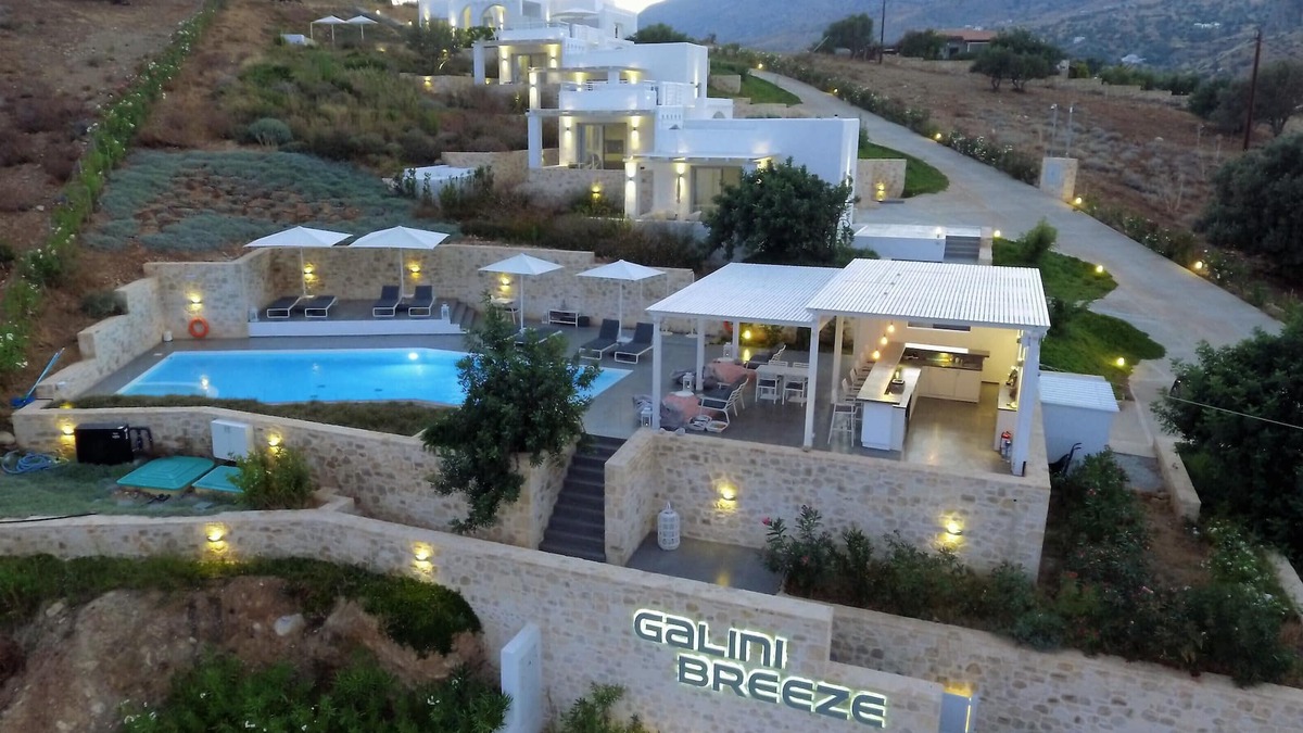 Agia Galini Apartment | Galini Breeze is a luxurious small-scale holiday resort for couples, Crete south