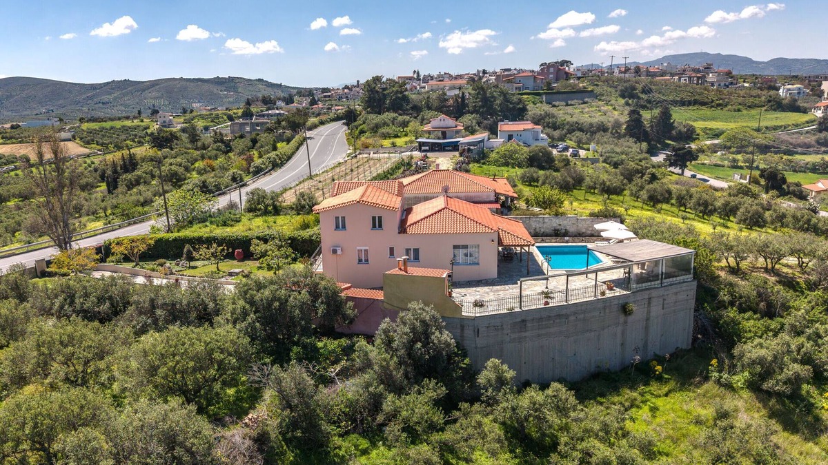 Stamnoi Villa | Galini villa, private pool , near amenities, Heraklion