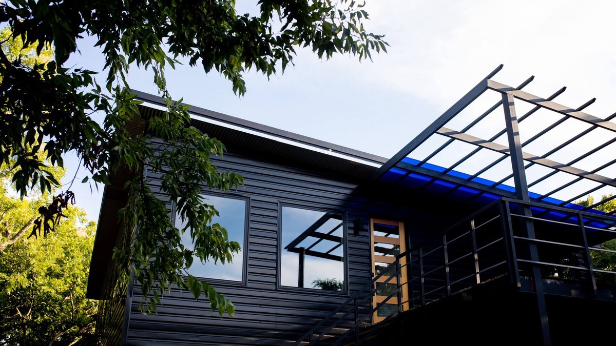 Calera House | Galleria Z-Natural Light Jungle House-2 mi to Choctaw Casino