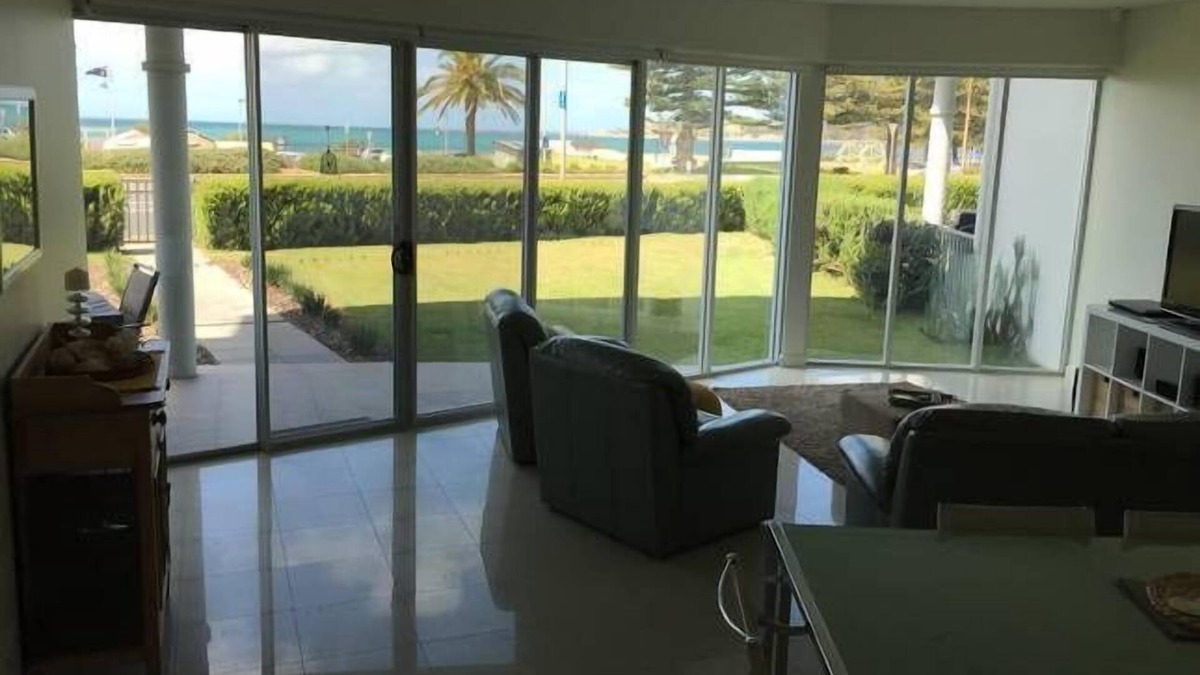 Victor Harbor Apartment | Gallery 3 Victor Harbor