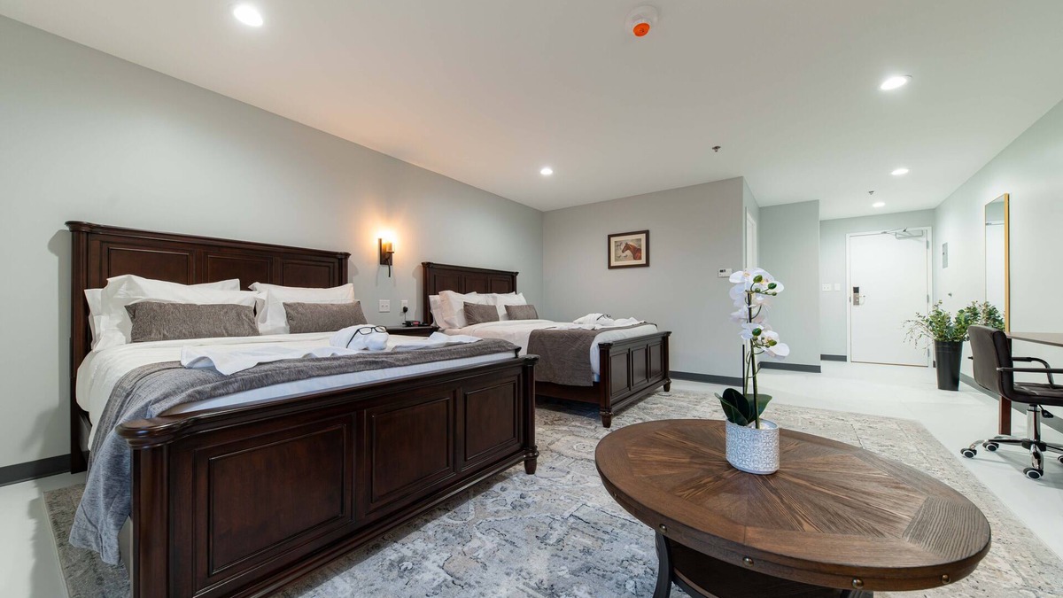 Kendallville Hotel | Gallops Motel