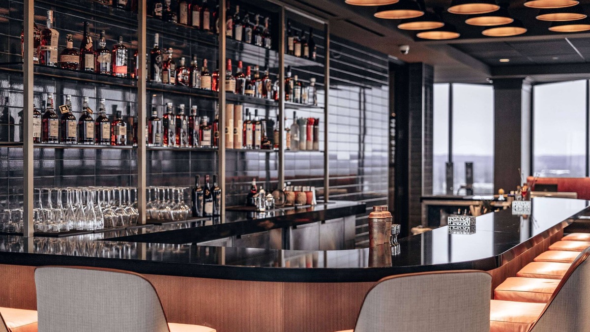 Downtown Louisville Hotel | Galt House Hotel Trademark Collection by Wyndham