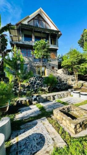 Rendeh Villa | Galunggung Basecamp Villa