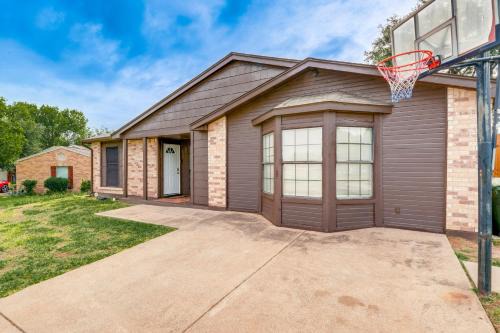 The Colony House | Game Room and Pool Family Home in The Colony!