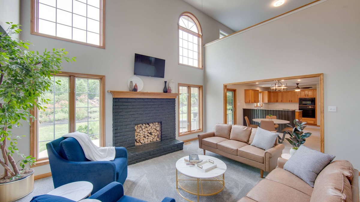 Hummelstown House | Game Room & Covered Patio: Hummelstown Hideaway