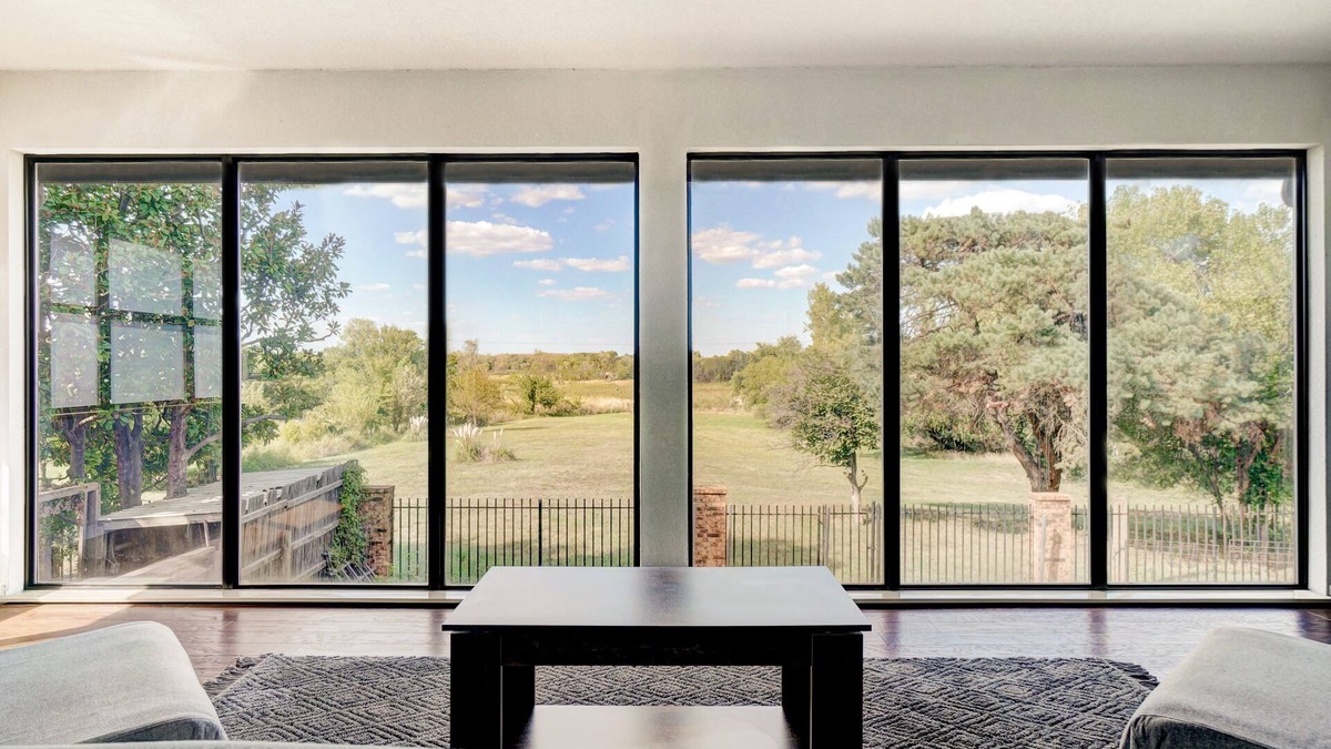 Central Oklahoma City Villa | Game Room/Sauna/Sun Room + Lake Hefner Access
