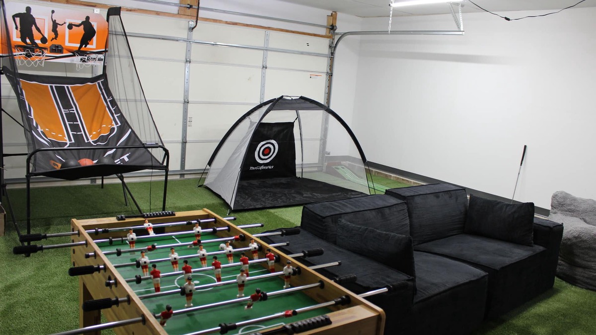 Westfield House | Games/10 Min to GrandPark/30 mins to INDY/Sleeps 14/