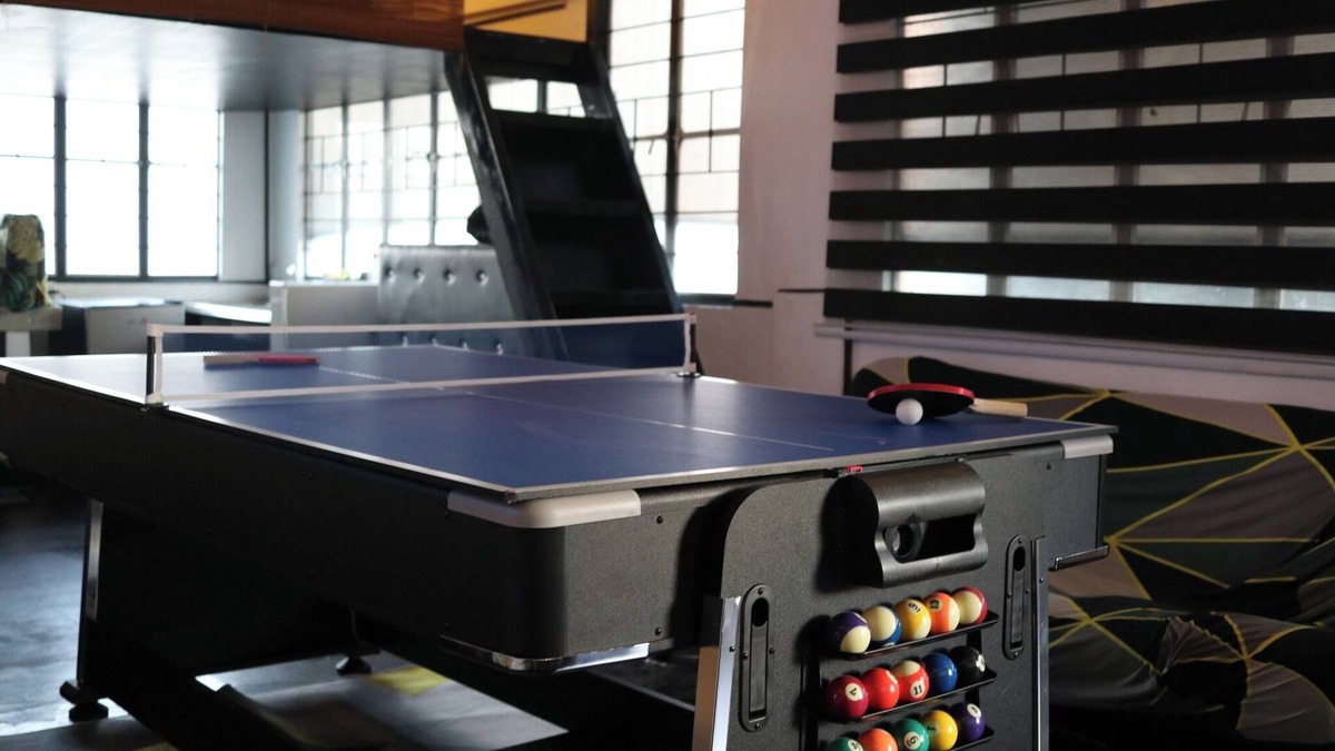 Bacoor City Apartment | Gaming Inn, perfect for Date Nights, Events, Gatherings and BBQs! Upto 14 Pax