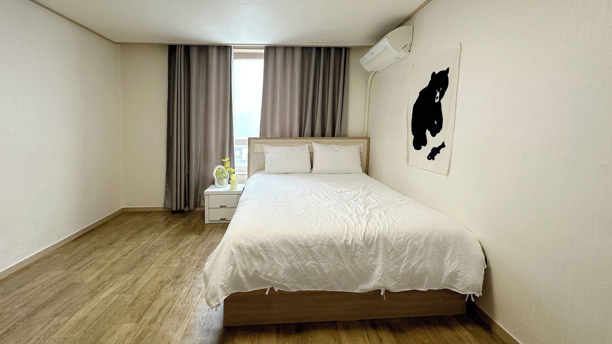 Yeoksam Apartment | Gangnam apartment 72m2 3bedrooms 2private bathrooms fully furnished apartment