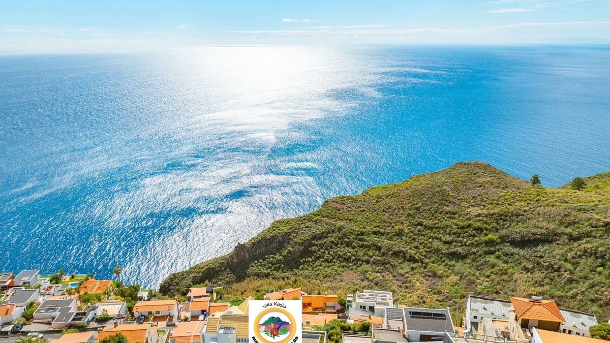 Garajau Apartment | Garajau, Quiet suburban location, ideal base for excursions on foot or by car