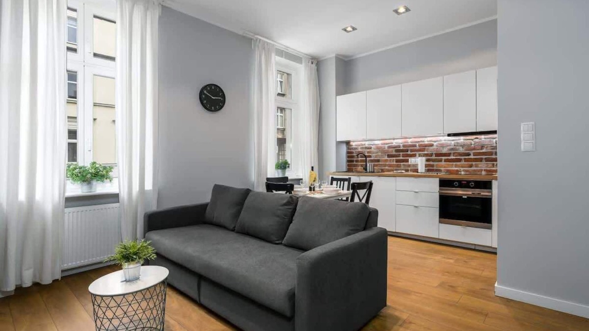 Poznan City Center Apartment | Garbary 59 | For Large Families | 2 bedrooms