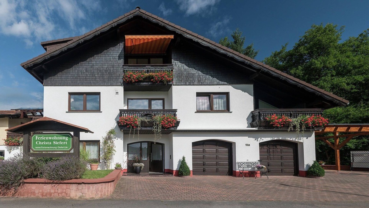 Guttersbach Apartment | Garden Apartment in Hüttenthal