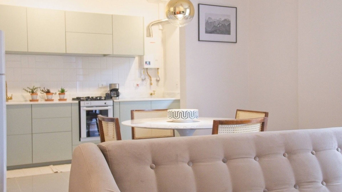 Campina do Siqueira Apartment | Garden Apartment near Barigui Park with garage