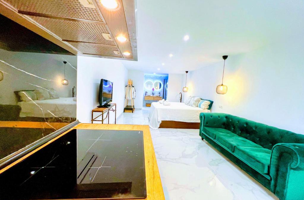 El Faro Apartment | Garden Boutique