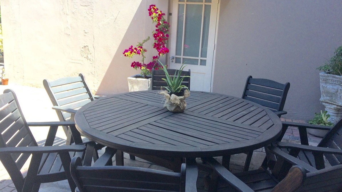 Rondebosch Bed & Breakfast | Garden Cottage Guest House