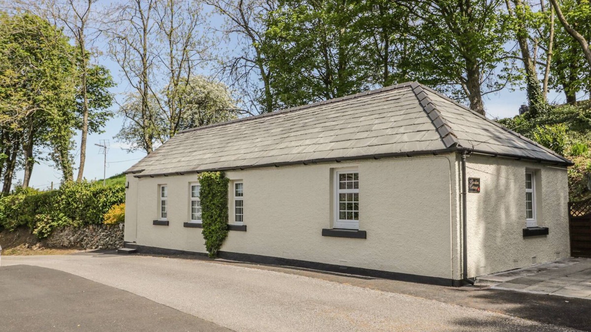 Castle Douglas Cottage | GARDEN COTTAGE in Castle Douglas