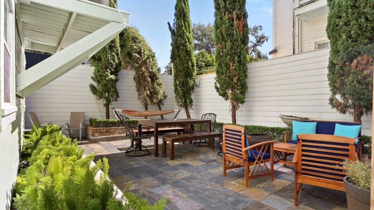 Saint Thomas Development House | Garden District | Patio | Garage Parking | 3 Beds
