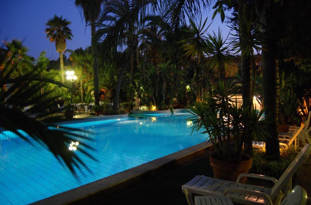 Carrubazza-Motta House | Garden Hotel