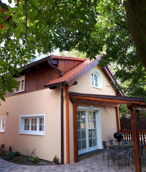 Stare Splavy Apartment | Garden House Splavský zámeček