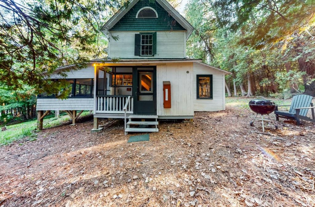 Charlotte House | Garden Island's
