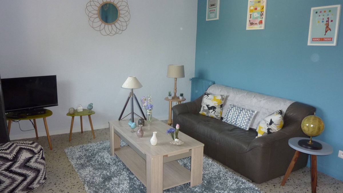 Vallauris House | garden level in super cannes villa residential area 110 m2