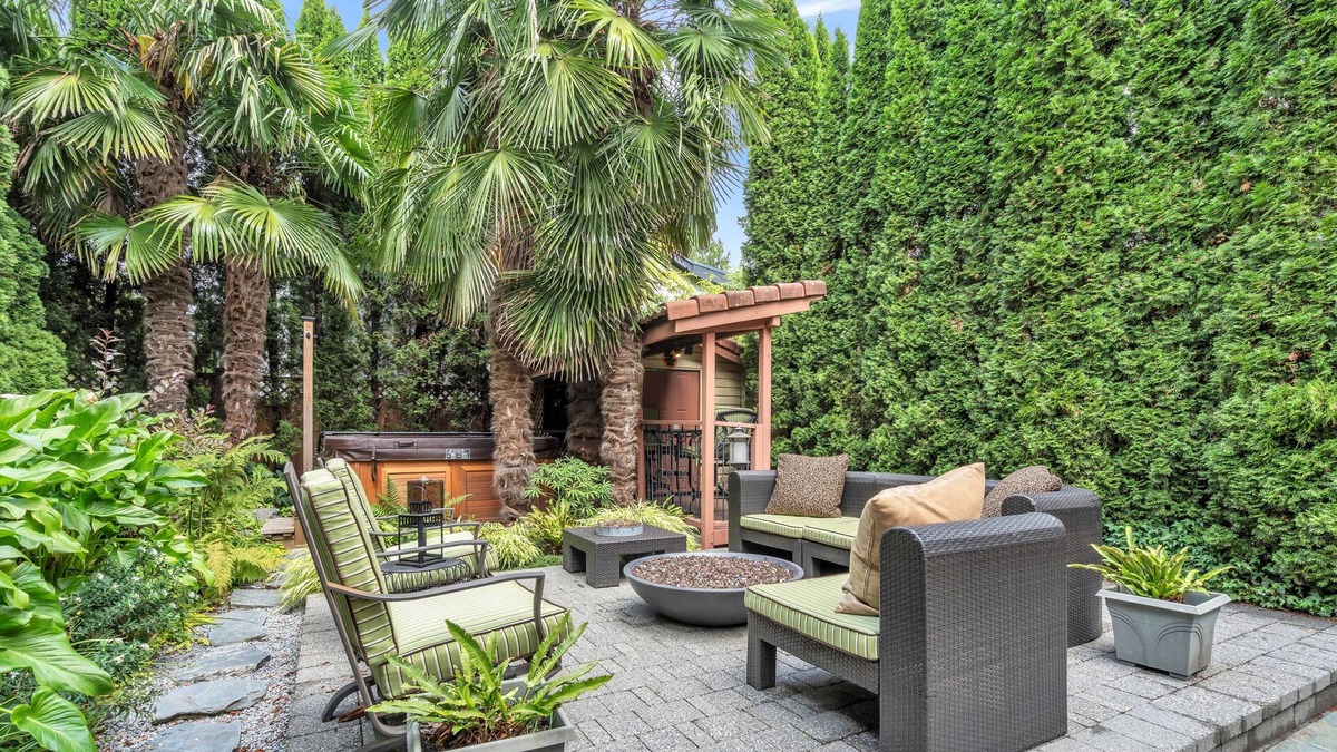 Riley Park Apartment | Garden Oasis Suite Near Popular Main Street 1 Bedroom Apts by Redawning