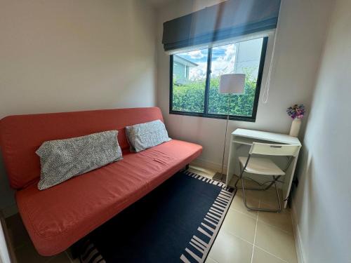 Sala Thammasop House | Garden Room with Private Entrance in Luxury Residence