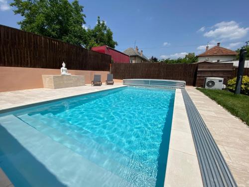 District XXII Apartment | Garden Spa Resort