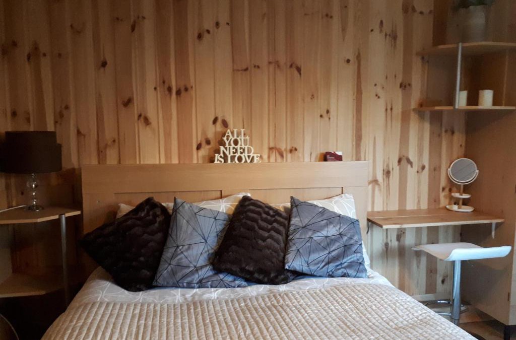 Fryent House | Garden Studio Cottage