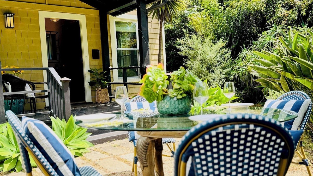 Upper East House | Garden Suite - Downtown Santa Barbara