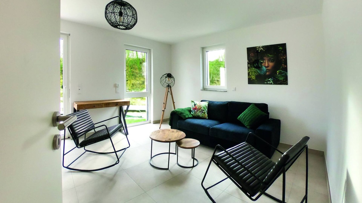Dormagen Apartment | Gardenview apartment no. 7 on the 1st floor left (garden view, balcony)