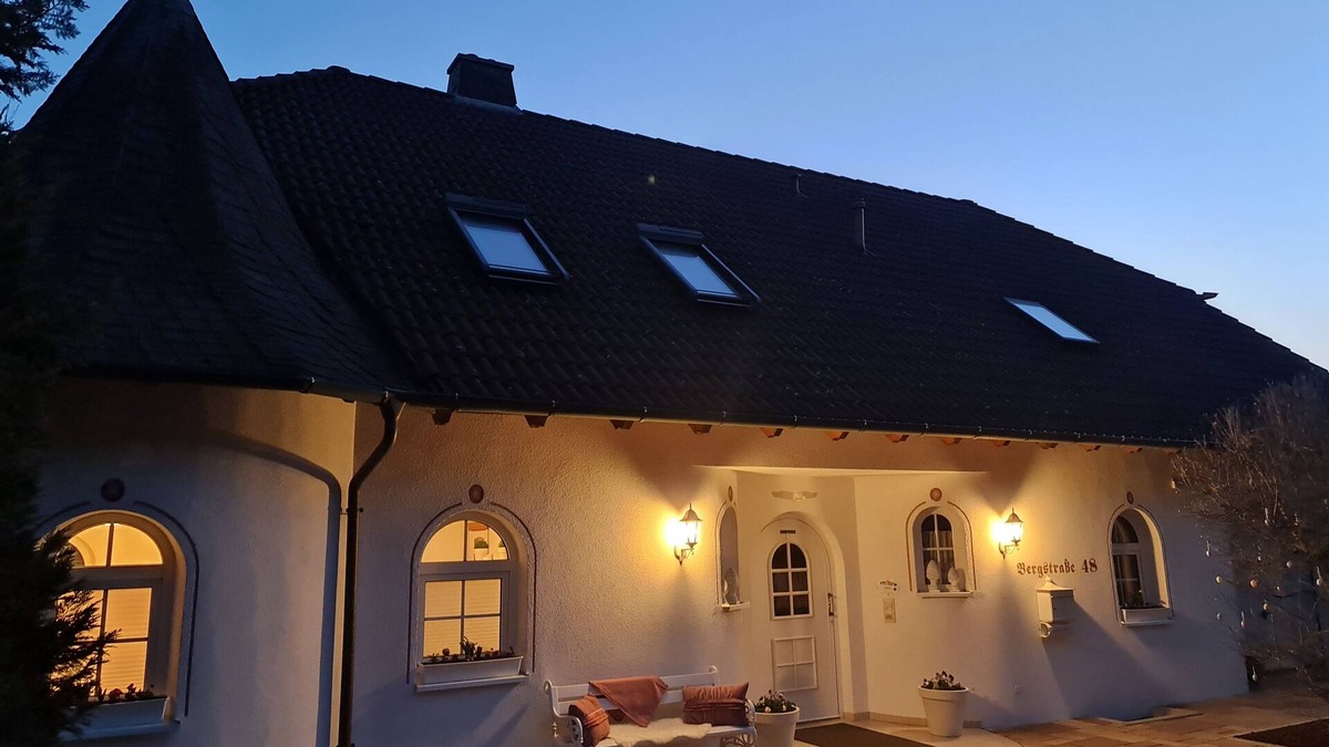 Nuedlingen Apartment | GardenView Apartments & Suites