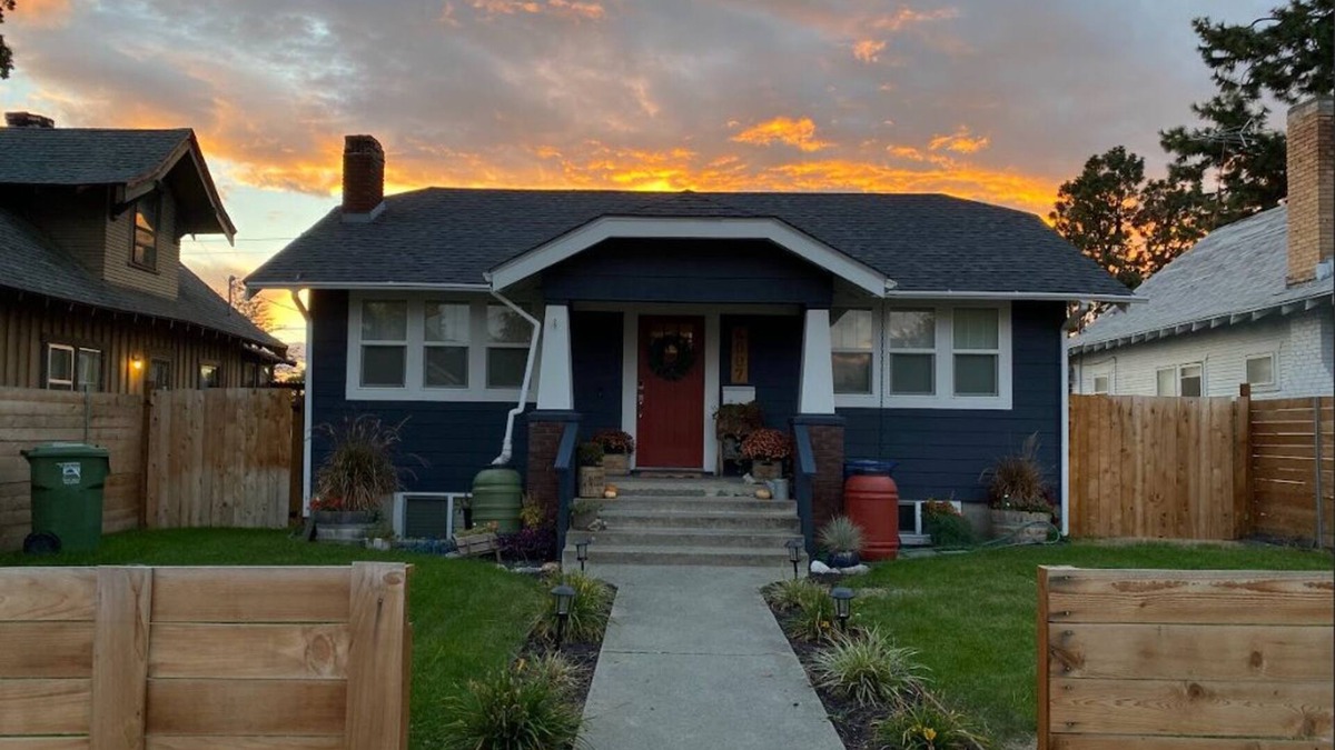 Northtown House | Garland Getaway-Updated 1926 bungalow, Pet-friendly!