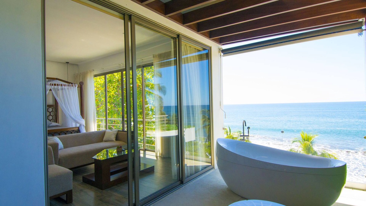 El Zonte Resort | Garten Penthouse: An Idyllic, Oceanfront Retreat
