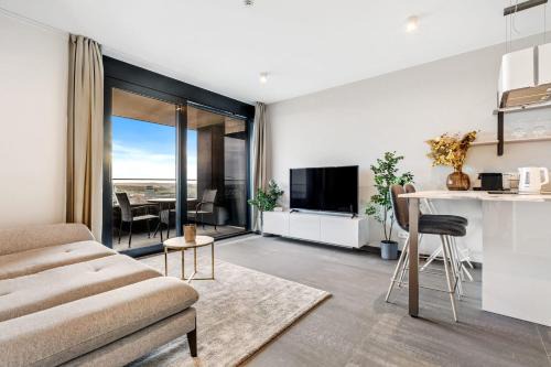 Gasperich Apartment | Gasperich Apt with Pool Gym & View