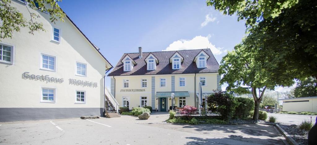 Pfullendorf Hotel | Gasthaus & Pension Mohren